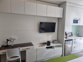 Sandton Skye Premium Apartment